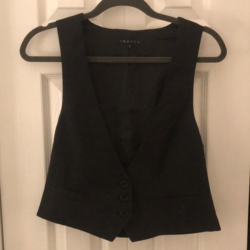 ✨THEORY BLACK WOMAN VEST✨